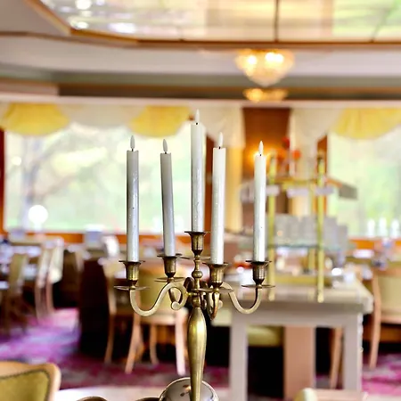 & Wander Gassbachtal 酒店 3*