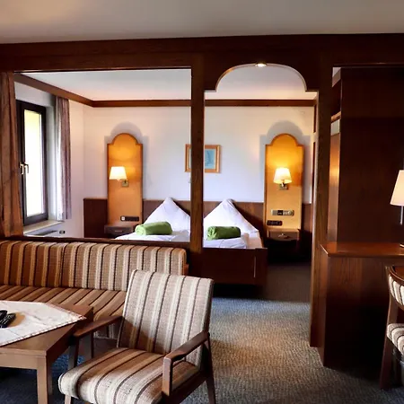 & Wander Gassbachtal