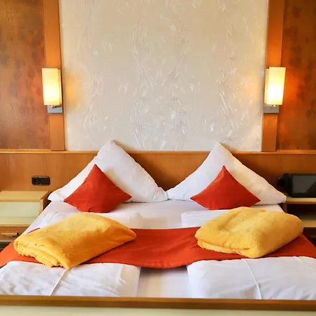 & Wander Gassbachtal Szálloda 3*