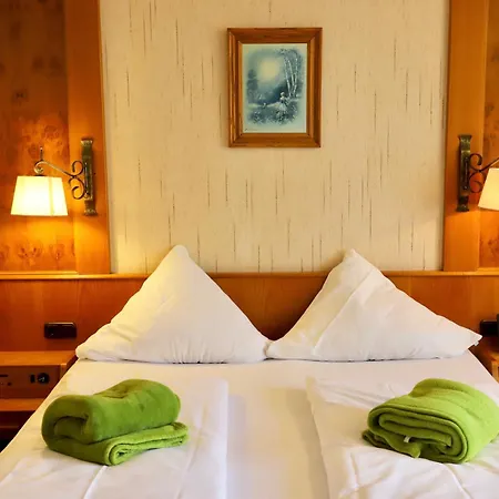Hotel & Wander Gassbachtal 3*