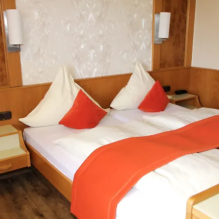 & Wander Gassbachtal Hotel 3*