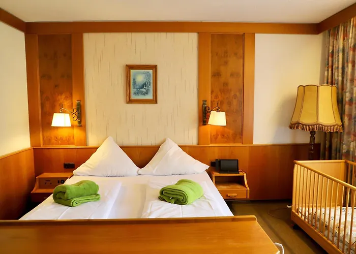 & Wander Gassbachtal Hotel